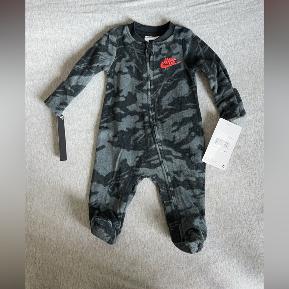 Nike Footy Pajamas